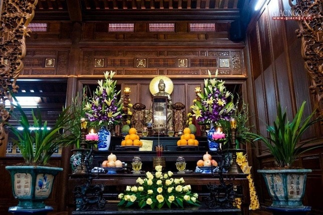 Kho Báu Tinh Hoa của Xứ Sở Thiền Kinh Chùa Diệu Đế - Một Viên Ngọc Quý Của Huế Chùa diệu đế